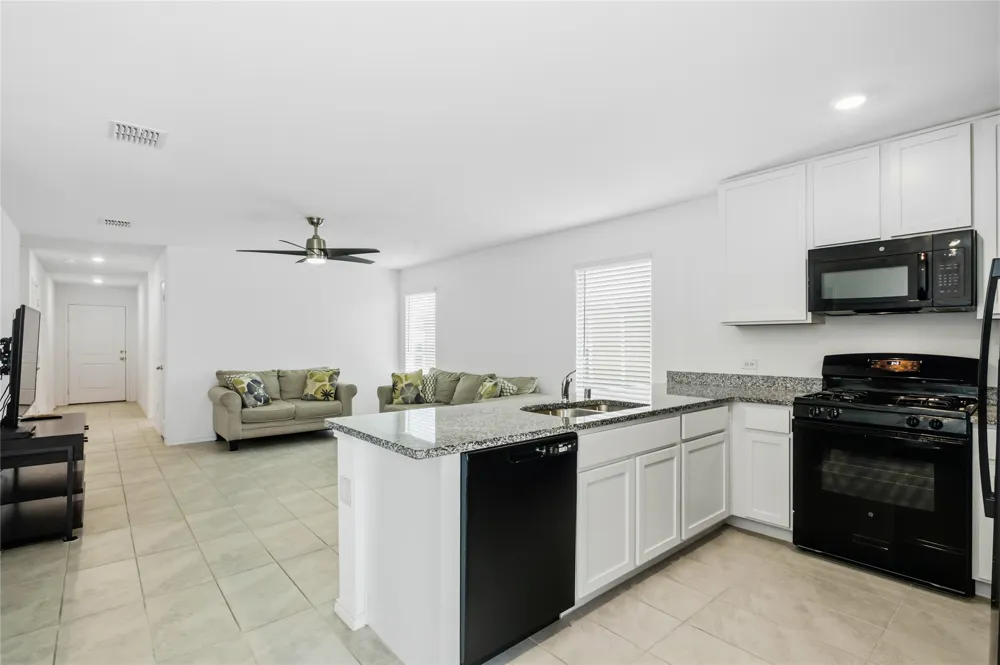 9609 Lightfoot Road Fort Worth, TX 76179