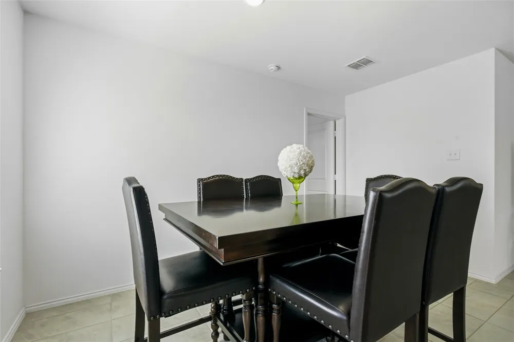9609 Lightfoot Road Fort Worth, TX 76179