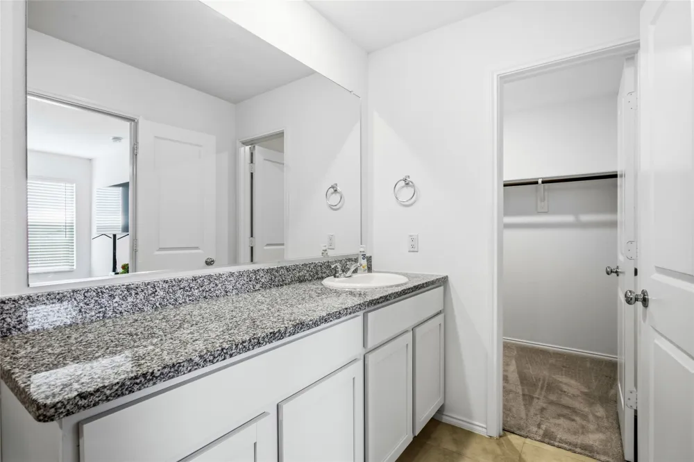9609 Lightfoot Road Fort Worth, TX 76179