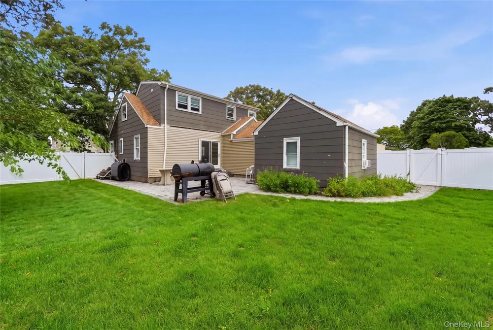 80 Everett Street Patchogue, NY 11772