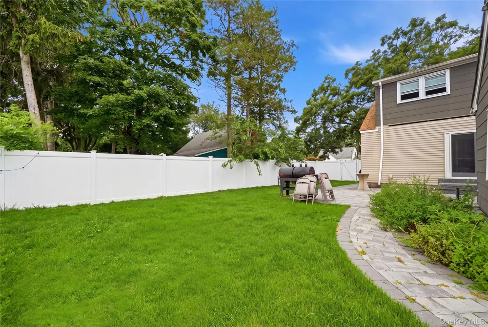 80 Everett Street Patchogue, NY 11772