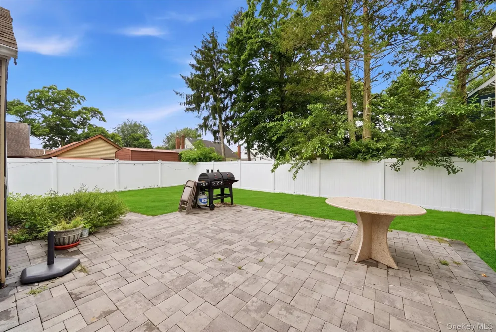 80 Everett Street Patchogue, NY 11772
