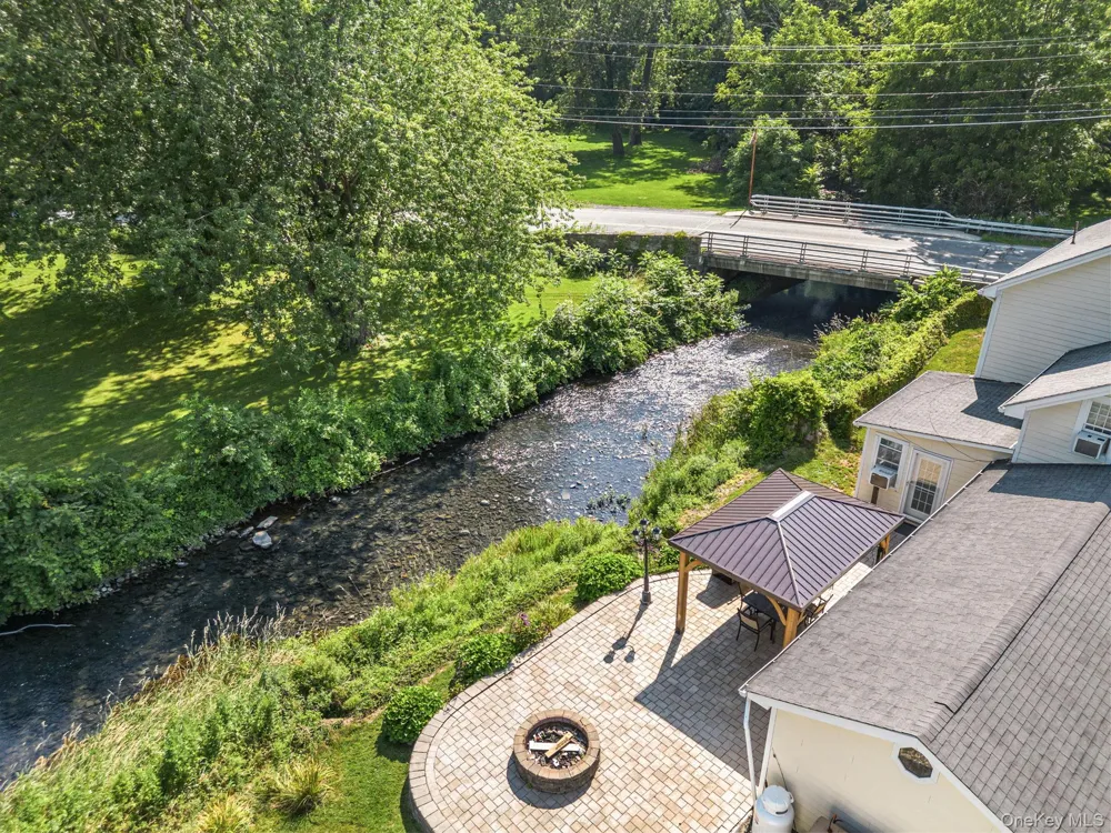 39 Main Street Poughquag, NY 12570