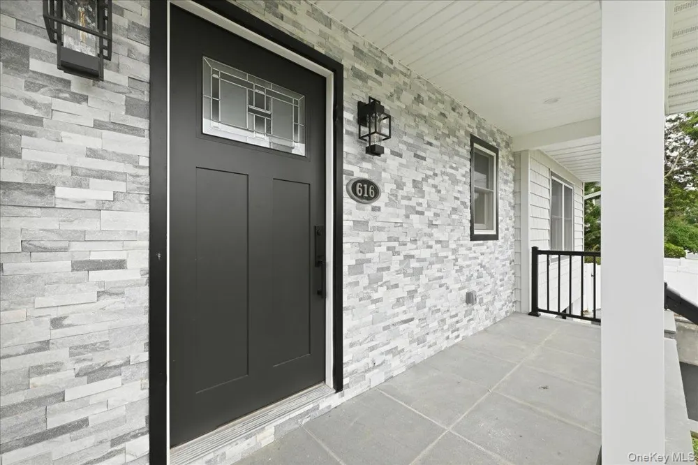 616 Harless Place West Hempstead, NY 11552