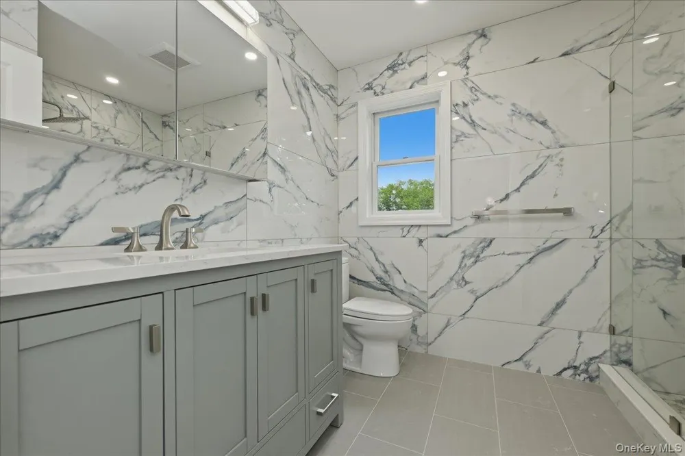 616 Harless Place West Hempstead, NY 11552