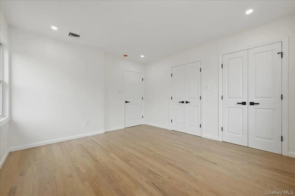 616 Harless Place West Hempstead, NY 11552