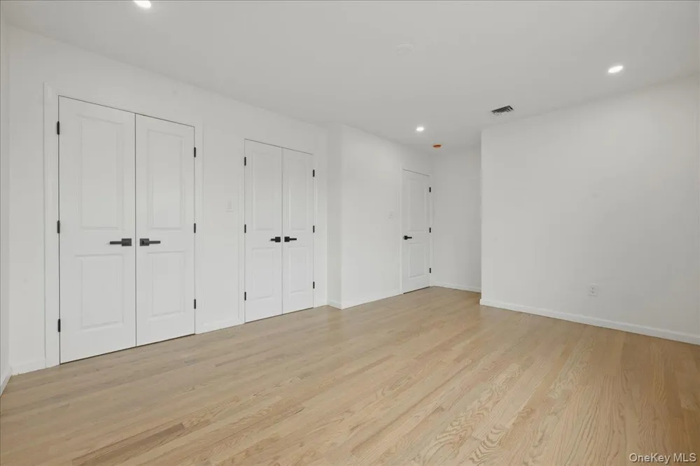 616 Harless Place West Hempstead, NY 11552