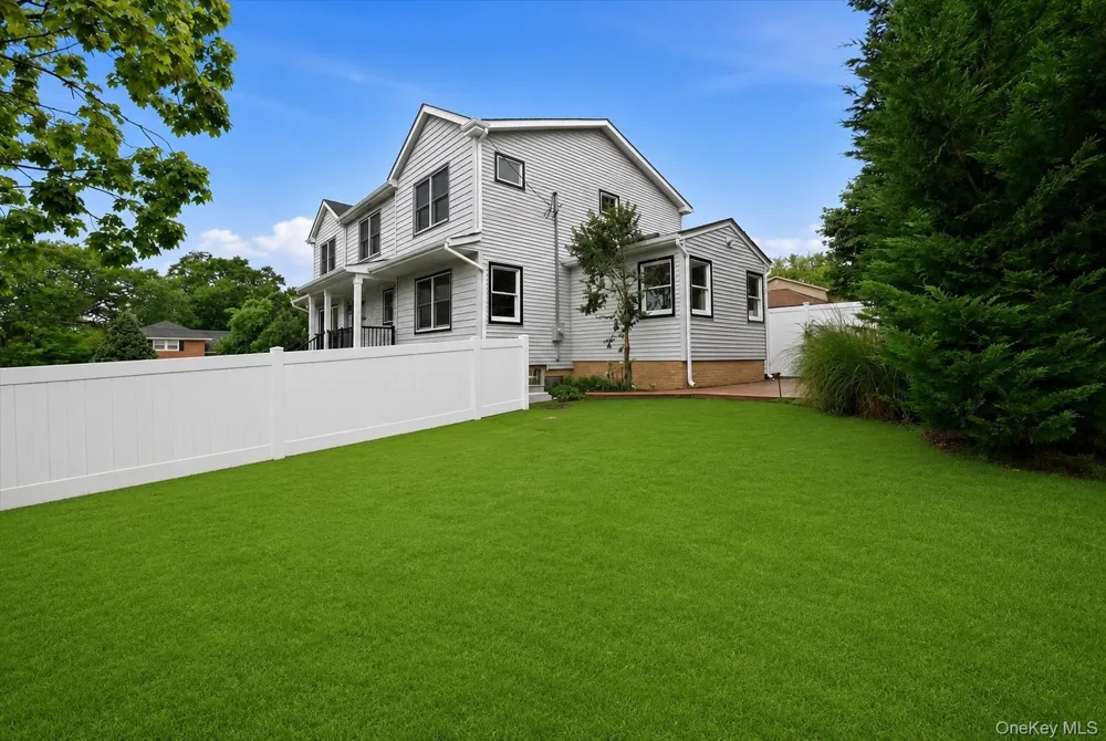 616 Harless Place West Hempstead, NY 11552