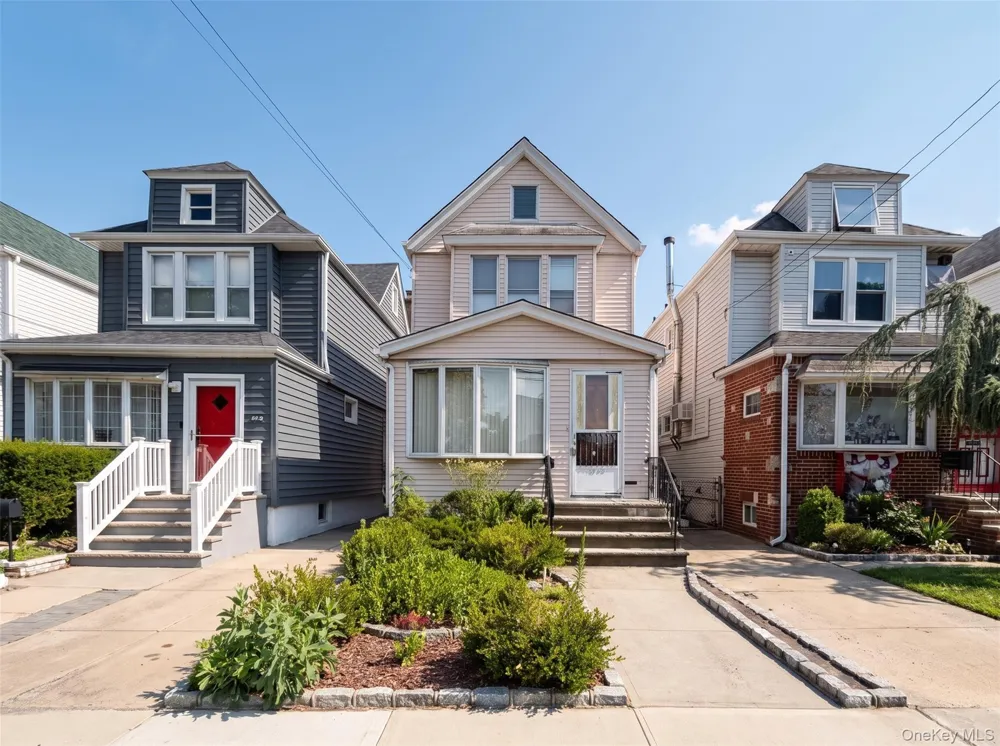 6424 80th Avenue Ridgewood, NY 11385