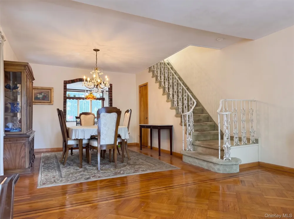 6424 80th Avenue Ridgewood, NY 11385