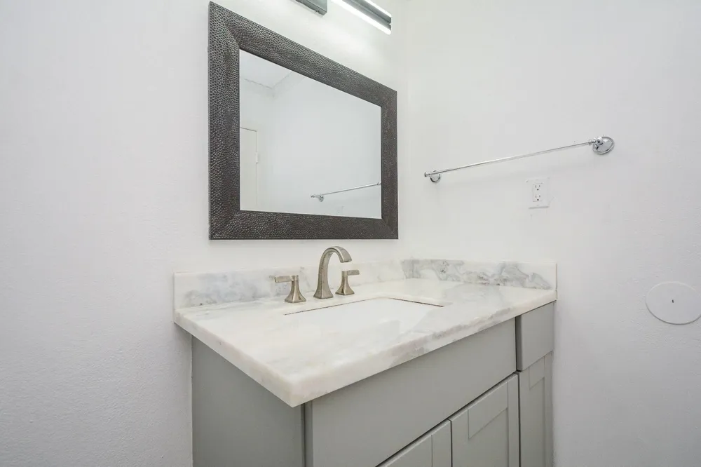11510 Leader Street Houston, TX 77072