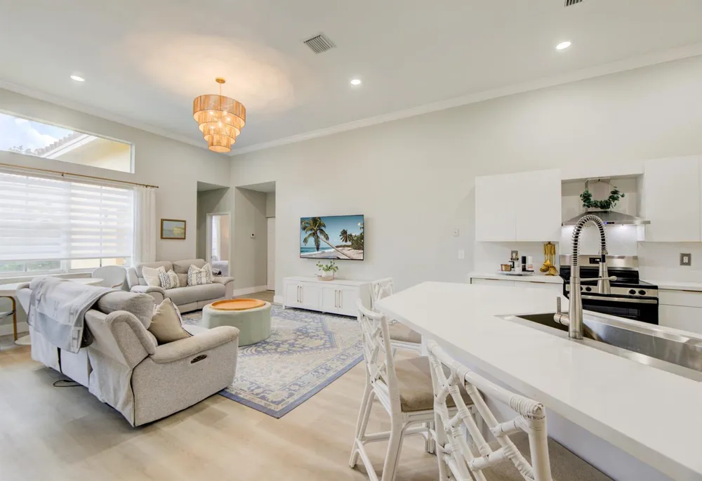 1635 Blue Jay Circle Weston, FL 33327