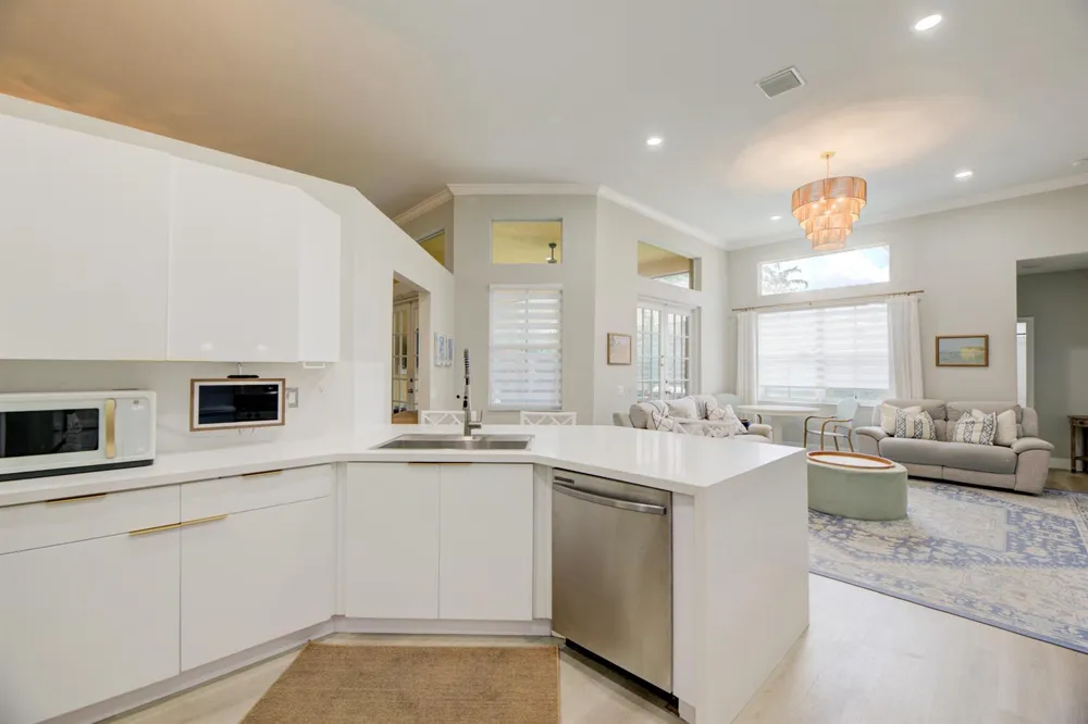 1635 Blue Jay Circle Weston, FL 33327