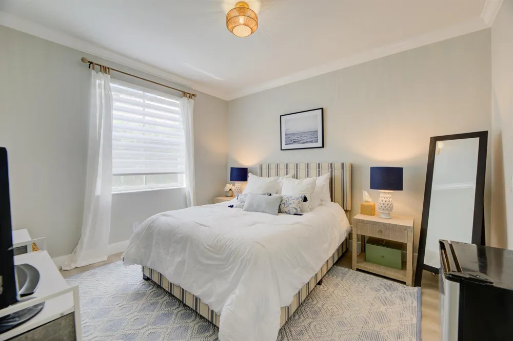 1635 Blue Jay Circle Weston, FL 33327