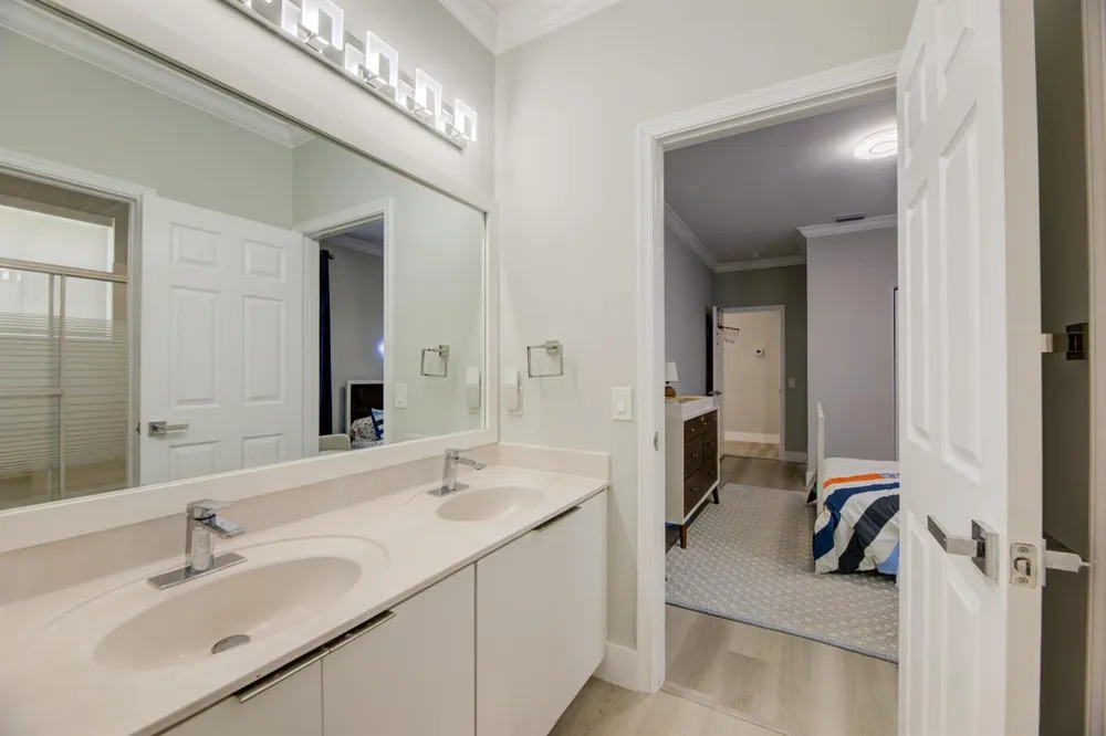 1635 Blue Jay Circle Weston, FL 33327