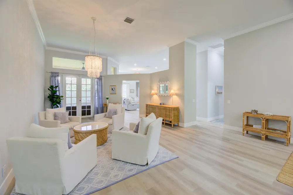1635 Blue Jay Circle Weston, FL 33327