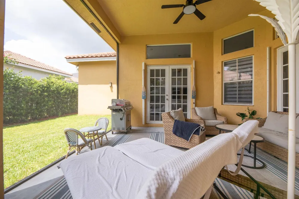 1635 Blue Jay Circle Weston, FL 33327