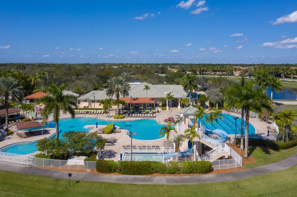 1635 Blue Jay Circle Weston, FL 33327