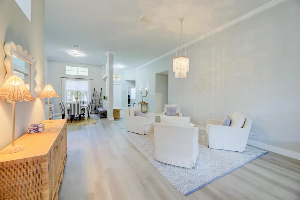 1635 Blue Jay Circle Weston, FL 33327