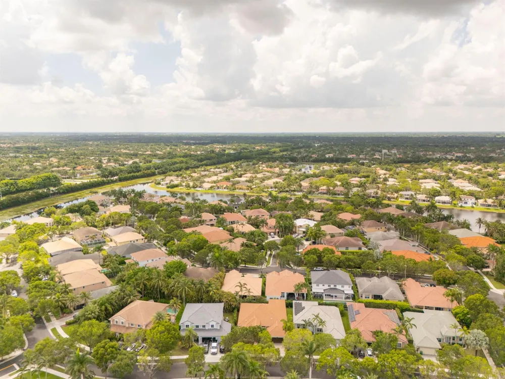 1635 Blue Jay Circle Weston, FL 33327