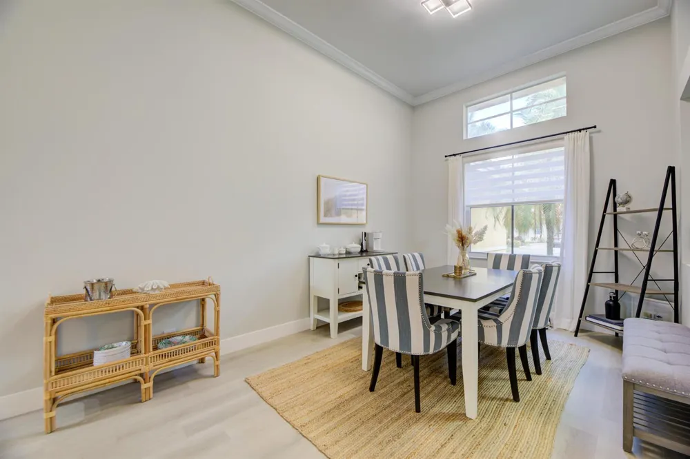 1635 Blue Jay Circle Weston, FL 33327