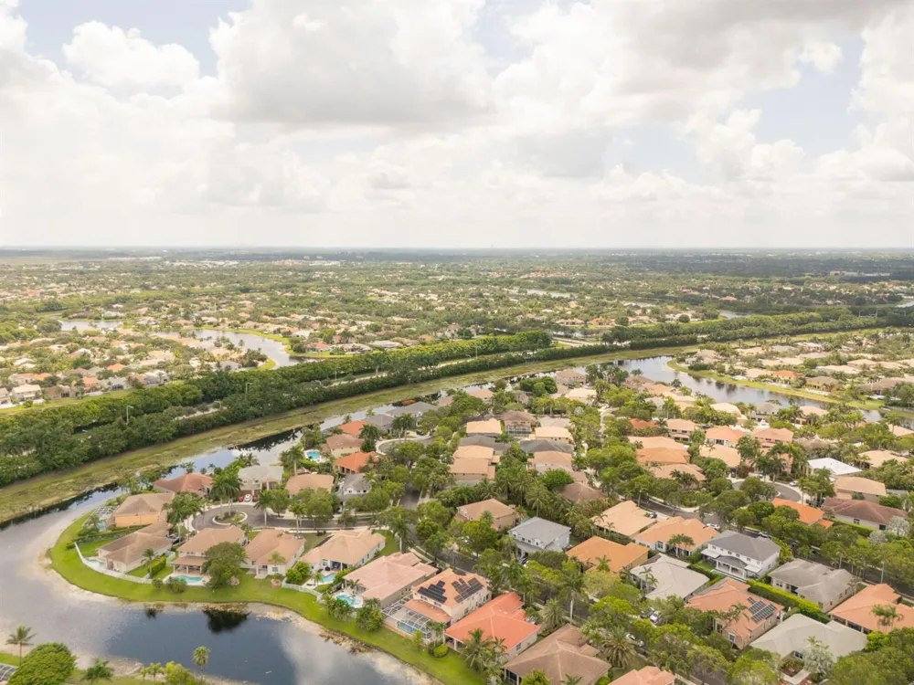 1635 Blue Jay Circle Weston, FL 33327