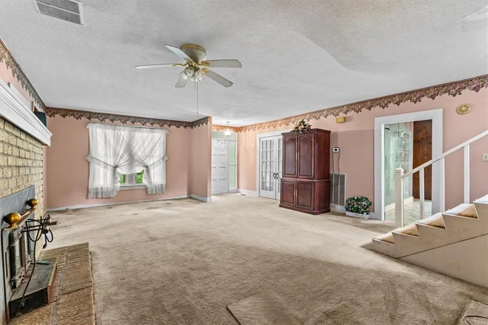 51 Cedar Street Menlo, GA 30731