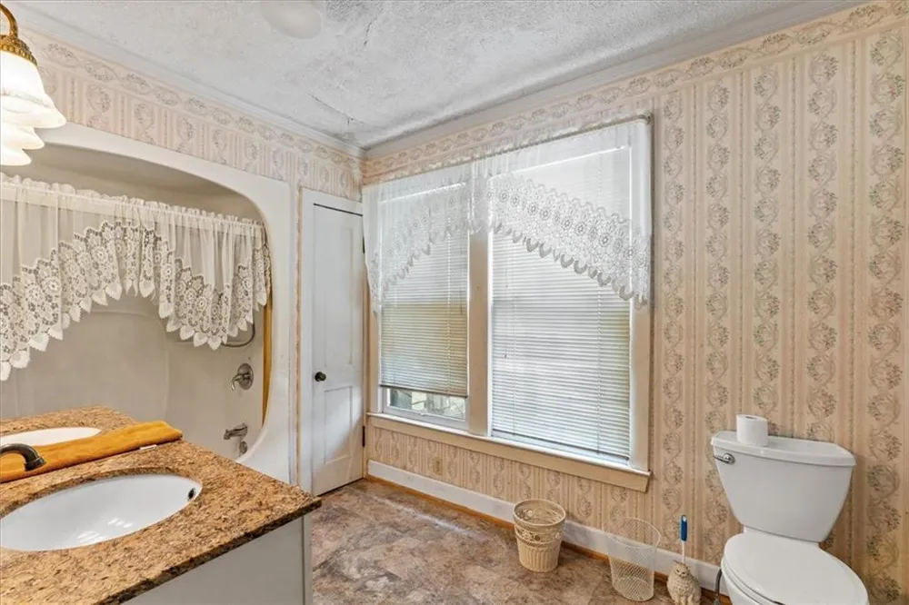 51 Cedar Street Menlo, GA 30731
