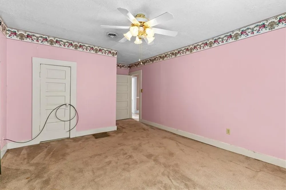 51 Cedar Street Menlo, GA 30731
