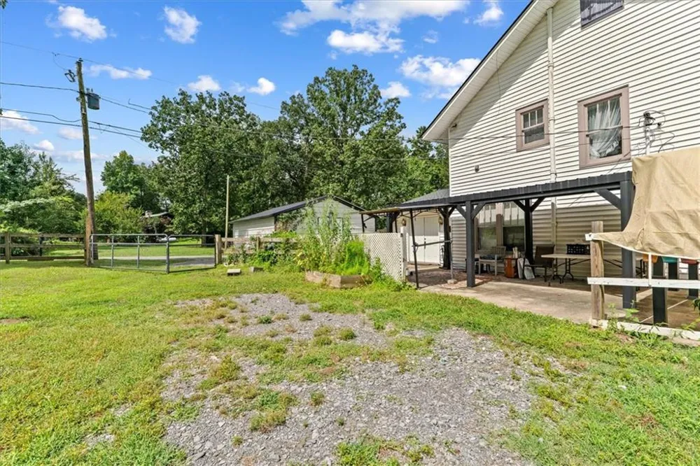 51 Cedar Street Menlo, GA 30731