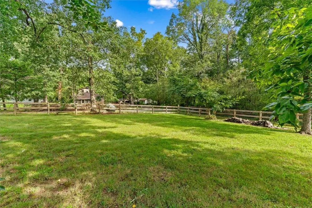 51 Cedar Street Menlo, GA 30731