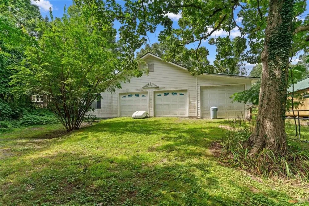 51 Cedar Street Menlo, GA 30731
