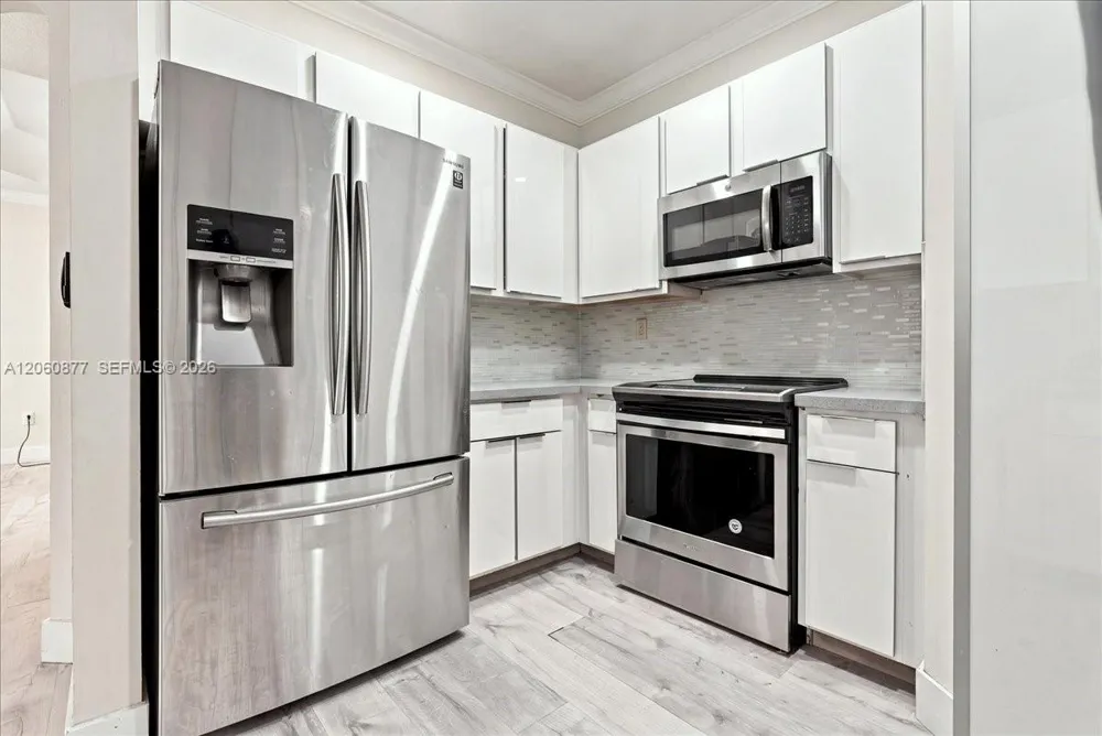11495 NW 71st St Doral, FL 33178