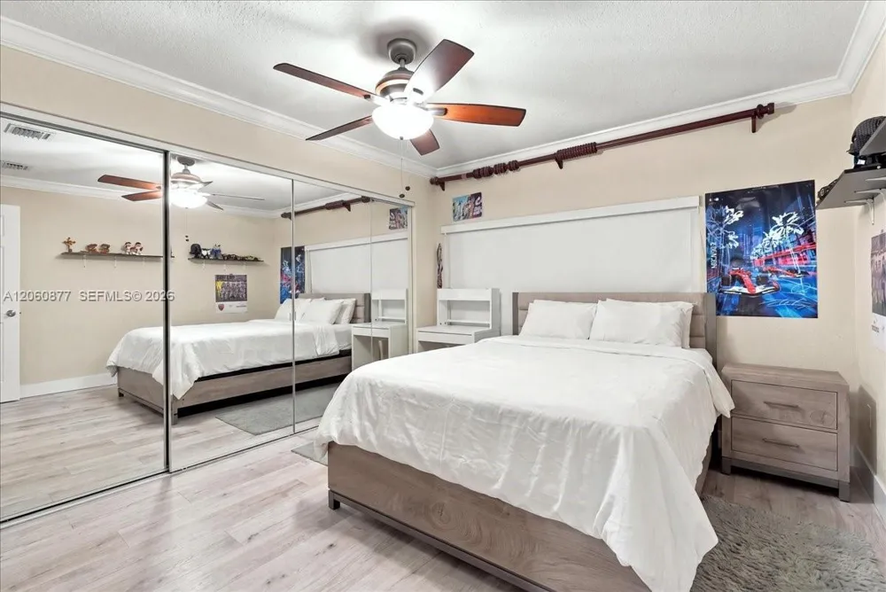 11495 NW 71st St Doral, FL 33178