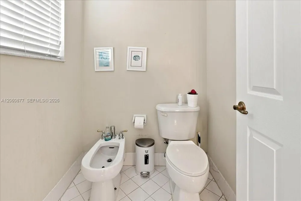 11495 NW 71st St Doral, FL 33178