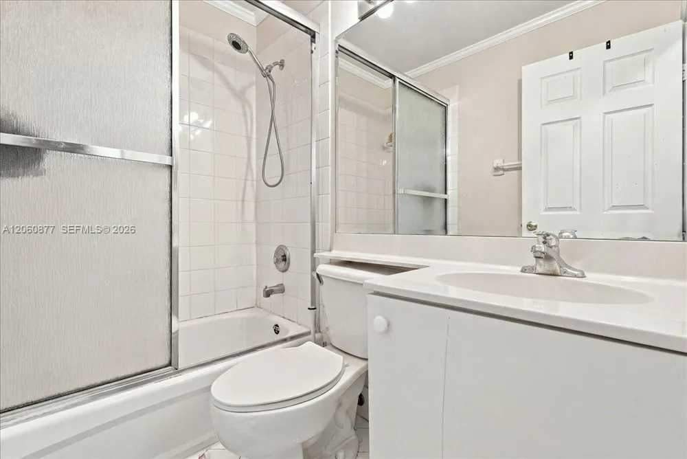 11495 NW 71st St Doral, FL 33178