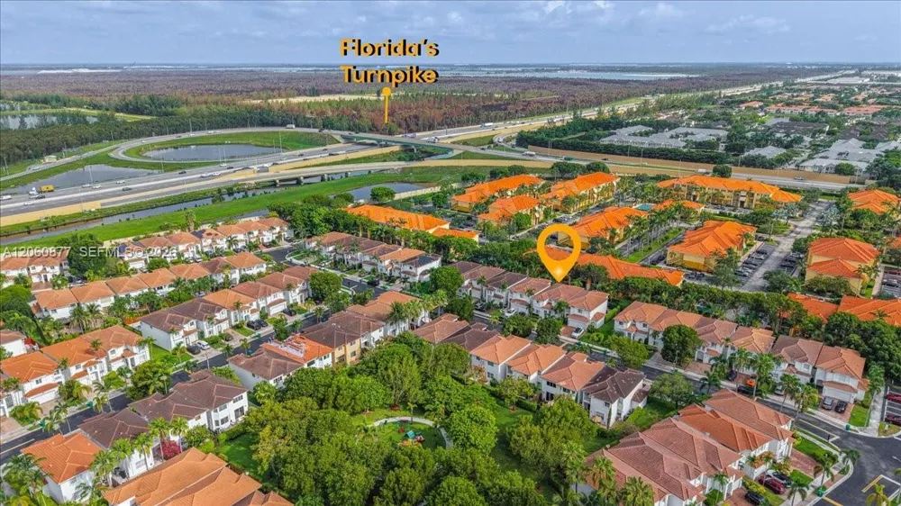 11495 NW 71st St Doral, FL 33178