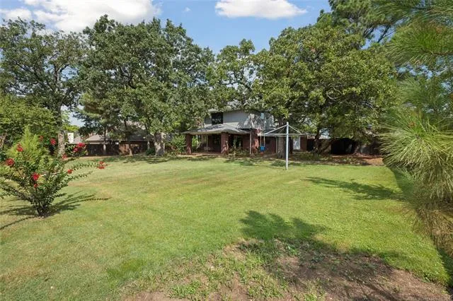 1424 Timber Lane McAlester, OK 74501