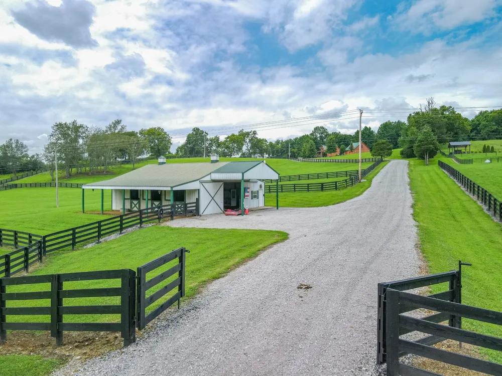 3350 Mooresville Hwy Lewisburg, TN 37091