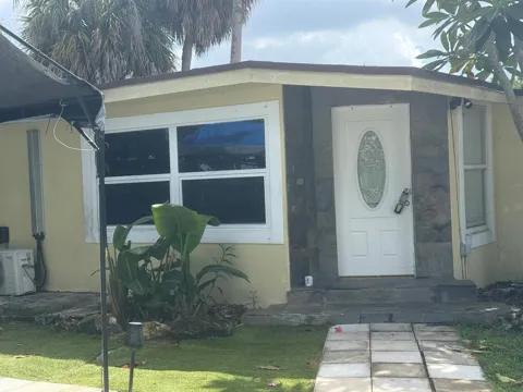 192 CAROLINE DRIVE