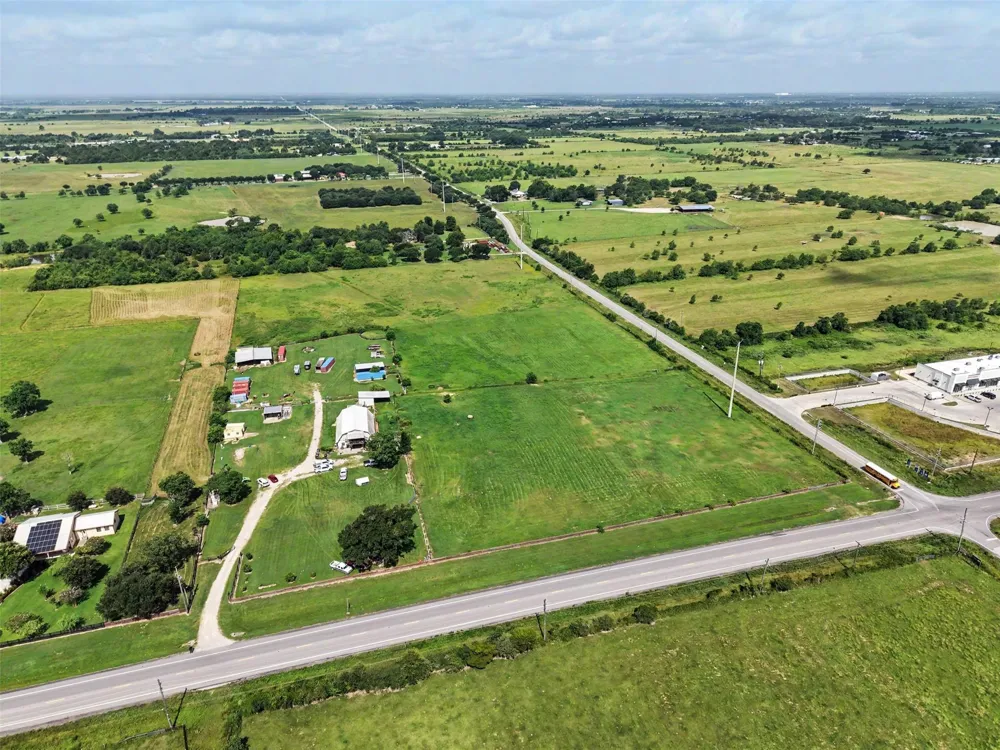 16923 Fm 362 Waller, TX 77484