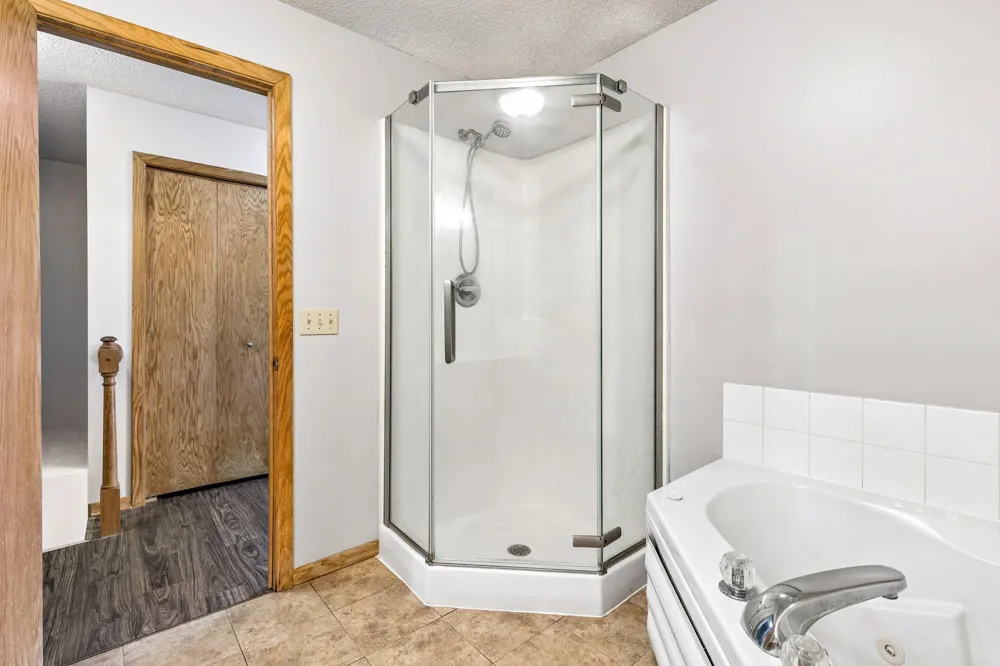 15321 Greenhaven Lane #107 Burnsville, MN 55306