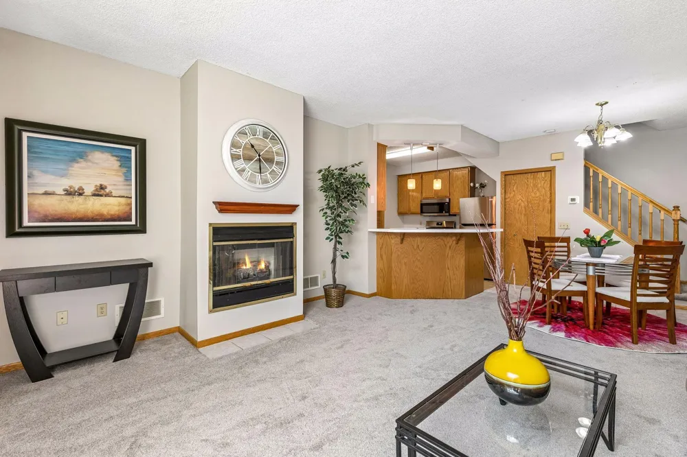 15321 Greenhaven Lane #107 Burnsville, MN 55306
