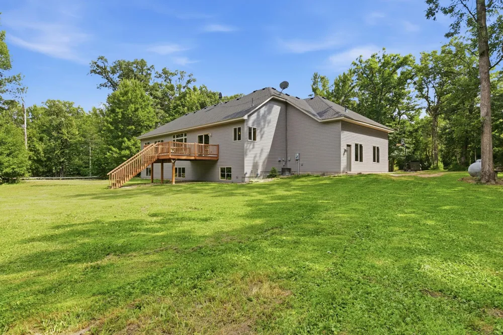 6359 301st Avenue NE North Branch, MN 55056
