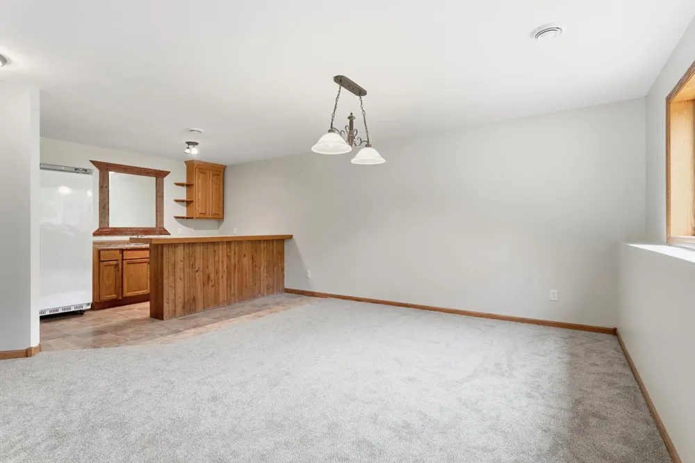 6359 301st Avenue NE North Branch, MN 55056