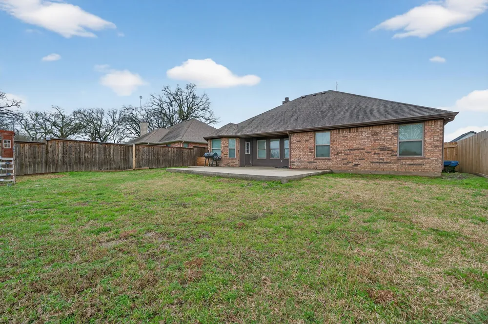 118 Vaughn Lane Quinlan, TX 75474
