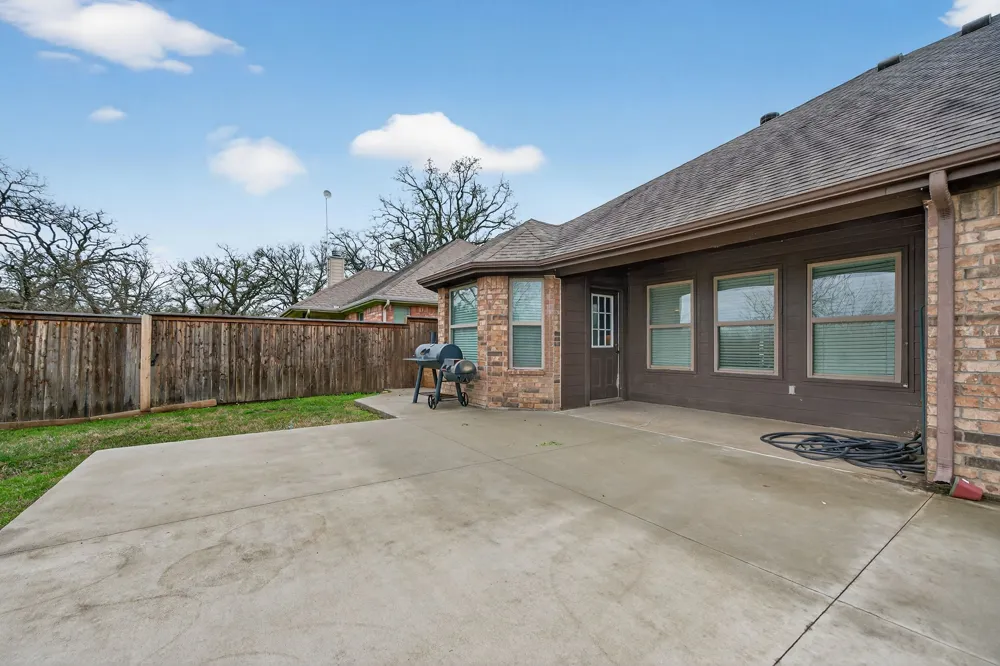118 Vaughn Lane Quinlan, TX 75474