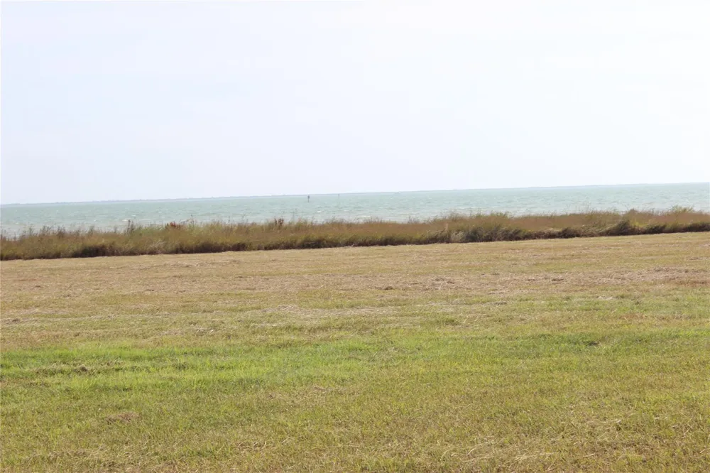 3316 Bay Ridge Drive Palacios, TX 77465