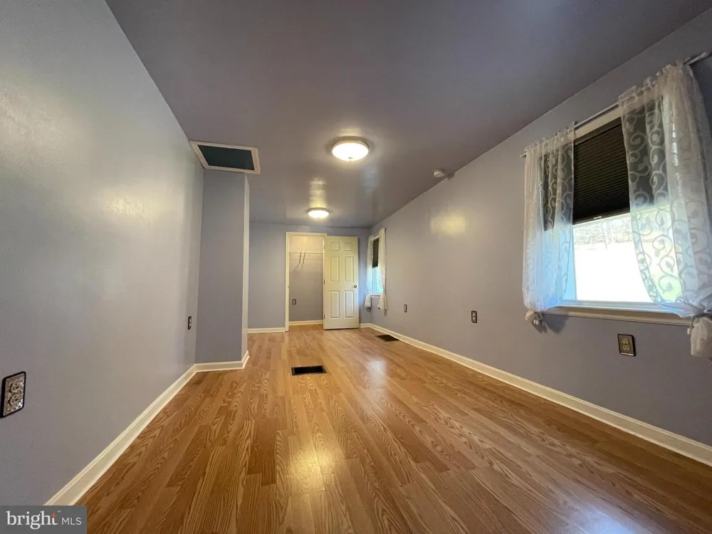 13002 MOORES HOLLOW ROAD SE Cumberland, MD 21502