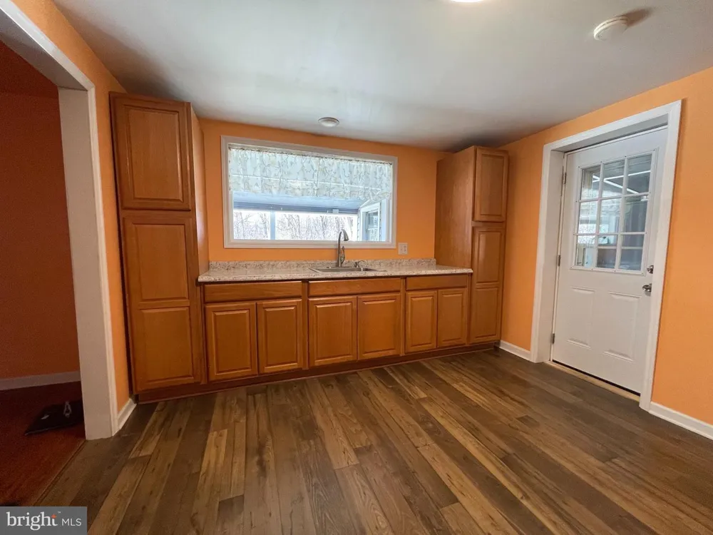 13002 MOORES HOLLOW ROAD SE Cumberland, MD 21502
